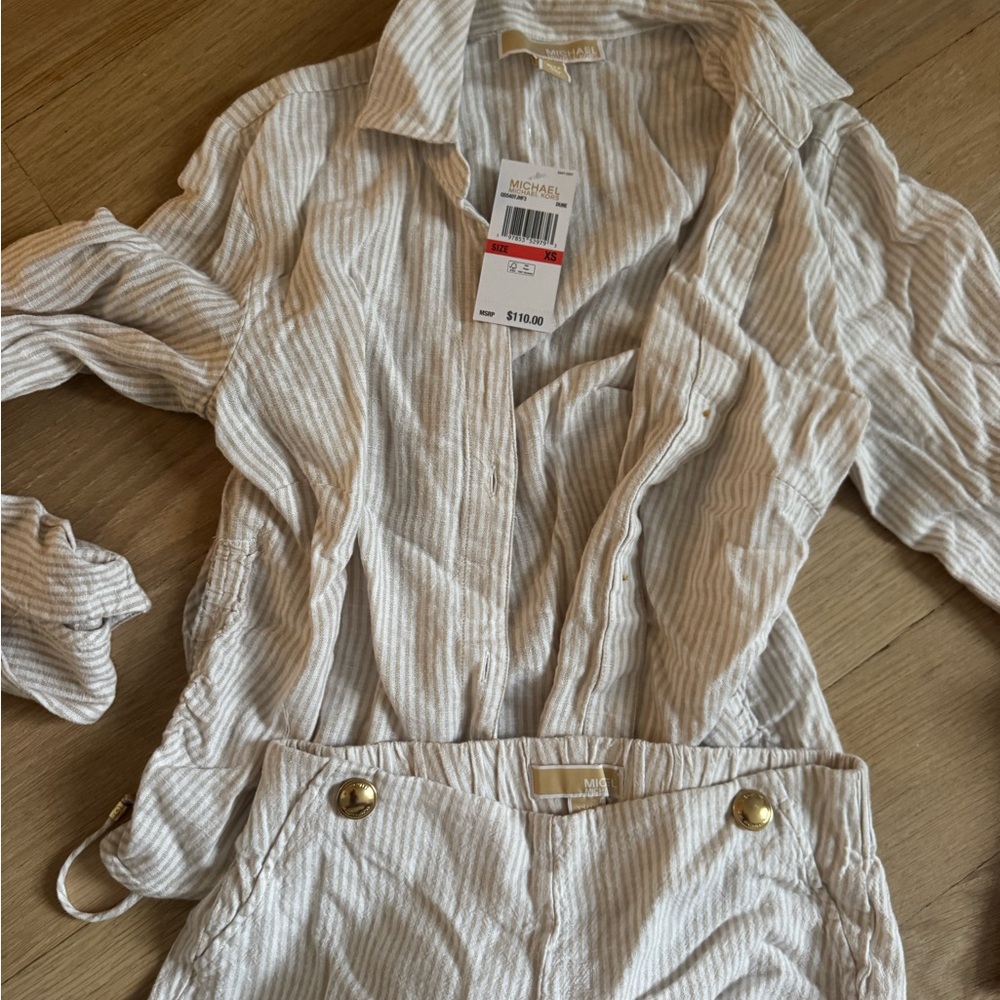 Michael Kors pant and shirt set XS.  With tags